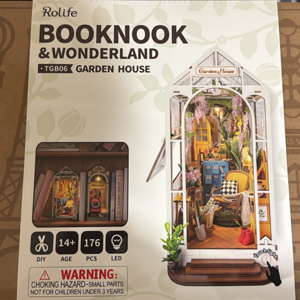 Garden House Booknook DIY Kit